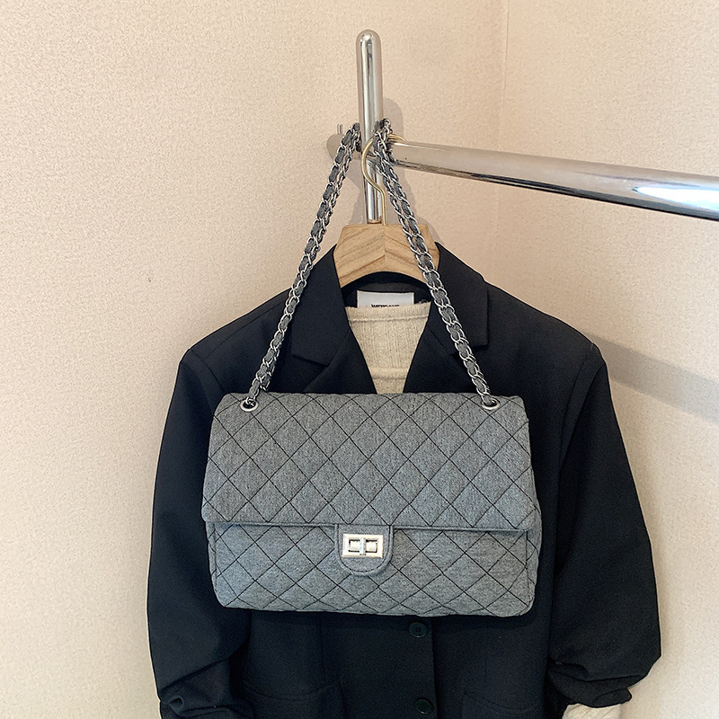 Luxury Brand Designer Bag Tote Bag Summer Crossbody Small Style New Quilted Chain Bag Fashion Denim Style Simple Shoulder Bag For Women