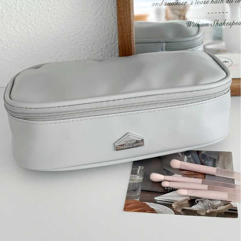 Solid Color Rectangle Makeup Bag Minimalist Travel Cosmetic Case High End Toiletry Organizer Pouch Y250808