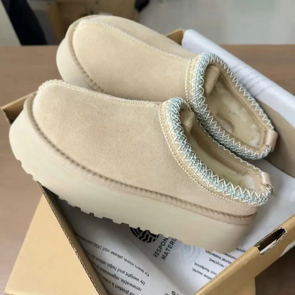 Designer Snow Boots Designer Shoes Classics Slippers Women Fur Slides Men Sand Ultra Mini Platform Boot Slip-on Les Petites Suede Non Slip Cap Slipper