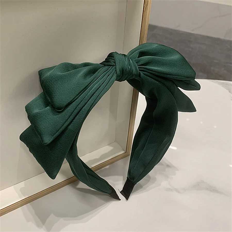 New Fashion Retro Wen Band Wide Side Big Bowknot Haiand Classic Casual Hair Accessories for Girls Y250808