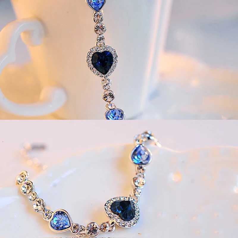 New Women Luxury Lucky Bracelet for Female Blue Crystal Heart Charm Bracelet Women Bridal Wedding Engagement Fine Jewelry Gift Z250807