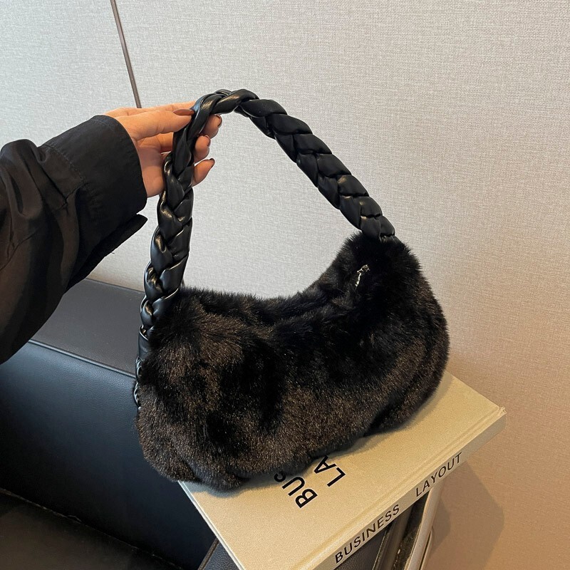 Luxury Brand Designer Bag 2024 Winter New Simple Plush Single Shoulder Bag For Women, Braided Underarm Bag, Handbag, Niche Design Single Shoulder Bag
