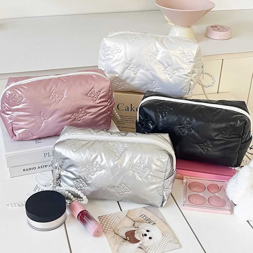 Wholes Large Capacity Waterproof Makeup Handbag Travel Wen Cosmetic Toiletry Storage Pouch Elegant Ladies Square Zipper Bag Y250808