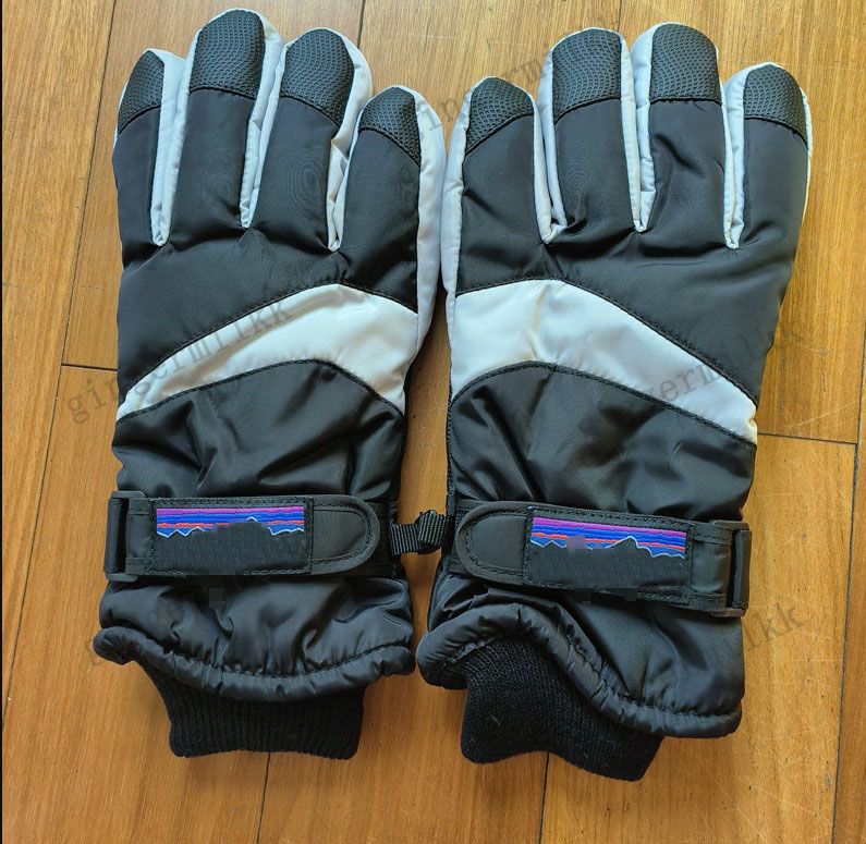 Designer Five Fingers Gloves Antiskid Men Women Winter Thermal Glove Outdoor Sports Cycling Skiing Racing Motorcycle Waterproof Windproof Touch Screen Mittens