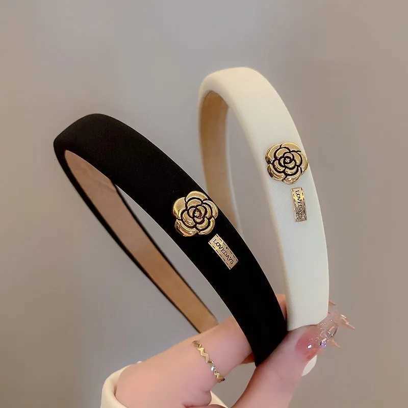 AISHG Fashion Lia Sponge Hair Band in Black and White Korean Version of Wens Hair Accessories Y250808