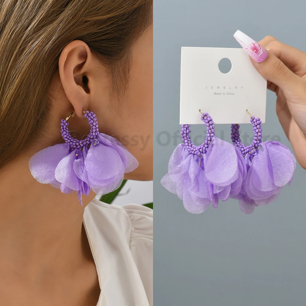 Boho Handmade Flower Petal Decor Dangle Earrings For Women Trend Inlaid Rice Beads Cute Fairy Pendant Elegant Jewelry 250807