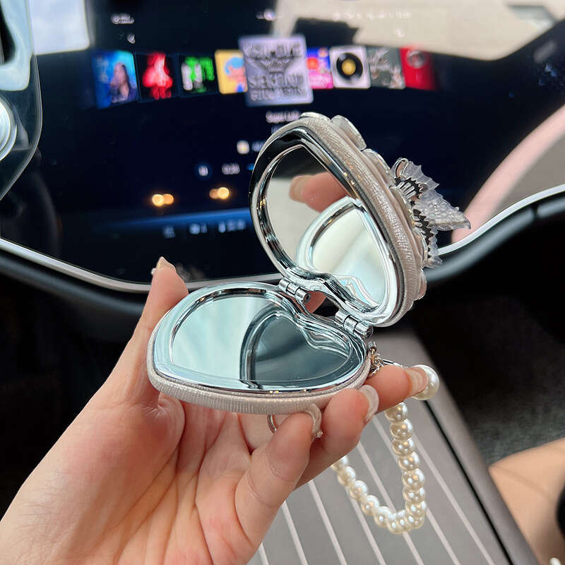 New 3D Butterfly Glass Diamond Heart Keychain Creative Crystal Portable Folding Mirror Bag Pendant for Women