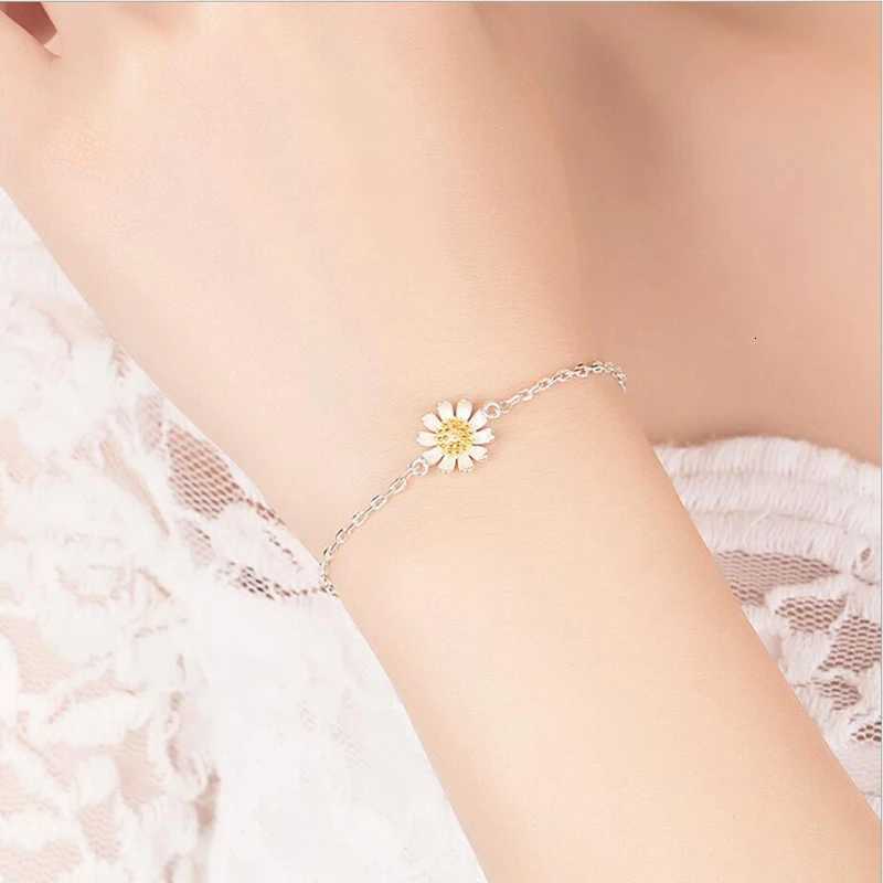 2019 Real Pure 925 Sterling Silver Daisy Flower Bracelets For Women silver bracelet Drop Shipping Z250807