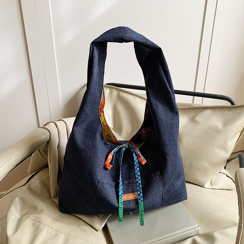 2025 Autumn And Winter New Women s Shoulder Bag New Retro Double sided Vest Bag Large Capacity Shopping Handbag Autumn New Designer Bag Women fashion 