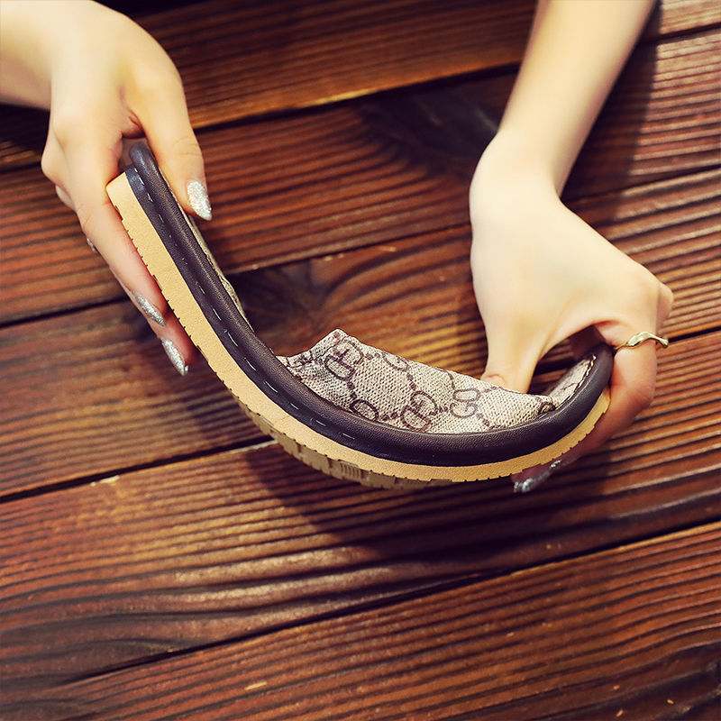 Free shipping designer home style high-end couple's home leather slippers, bedroom home soft soled cool slippers, comfortable for men and women i