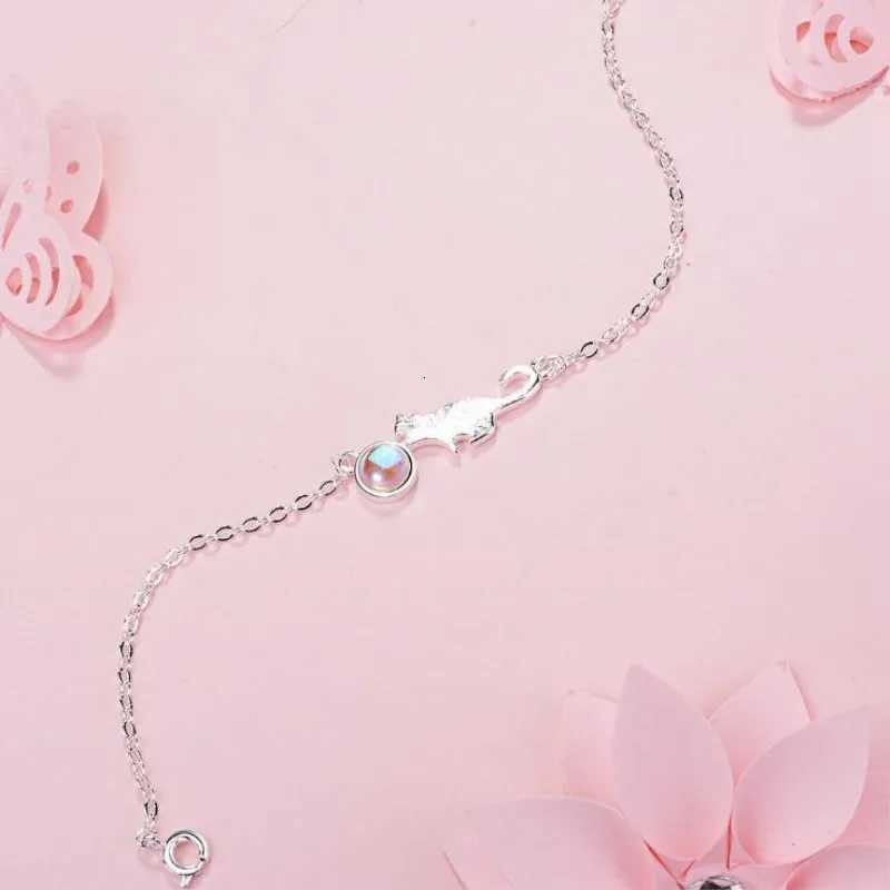 Hand Drawing Female Fashion Moonstone Cute Animal 925 Sterling Silver Jewelry Crystal Sweet Cat Temperament Bracelets SL010 Z250807