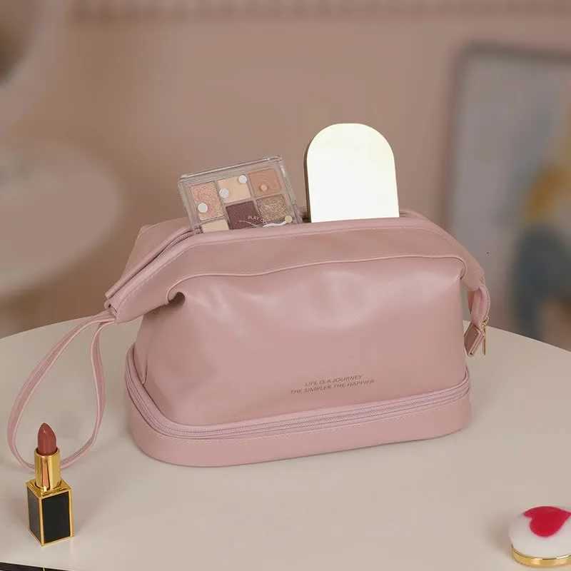 New Large Capacity Waterproof PU Cloud Makeup Bag Double Layered Mens Portable Cosmetic Storage Box Bag W Bag Cosmetic Bag Y250808