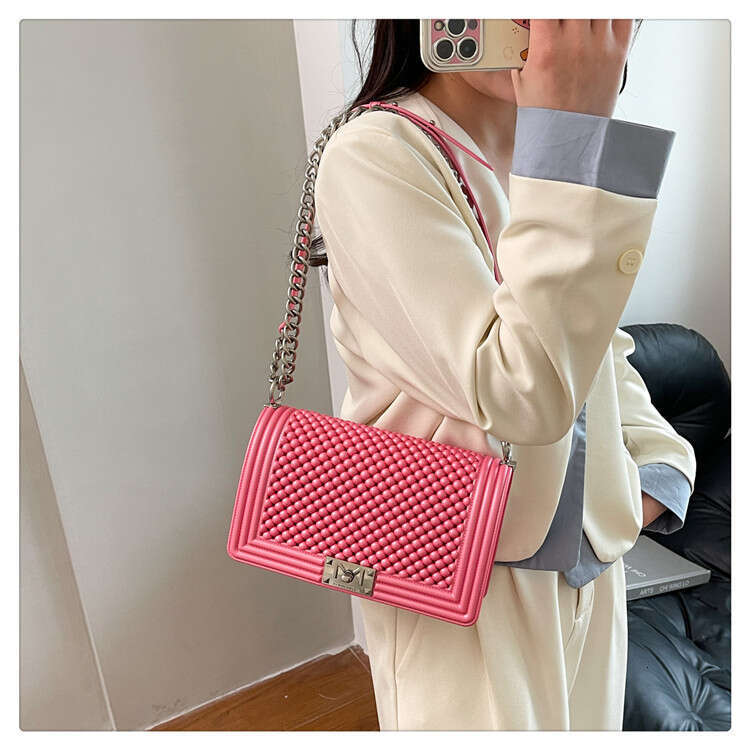 Designer 2025 New Trendy Fashion bags Chic purse and wallet Mom Chain Small Luxury Square High-End Crossbody Bag