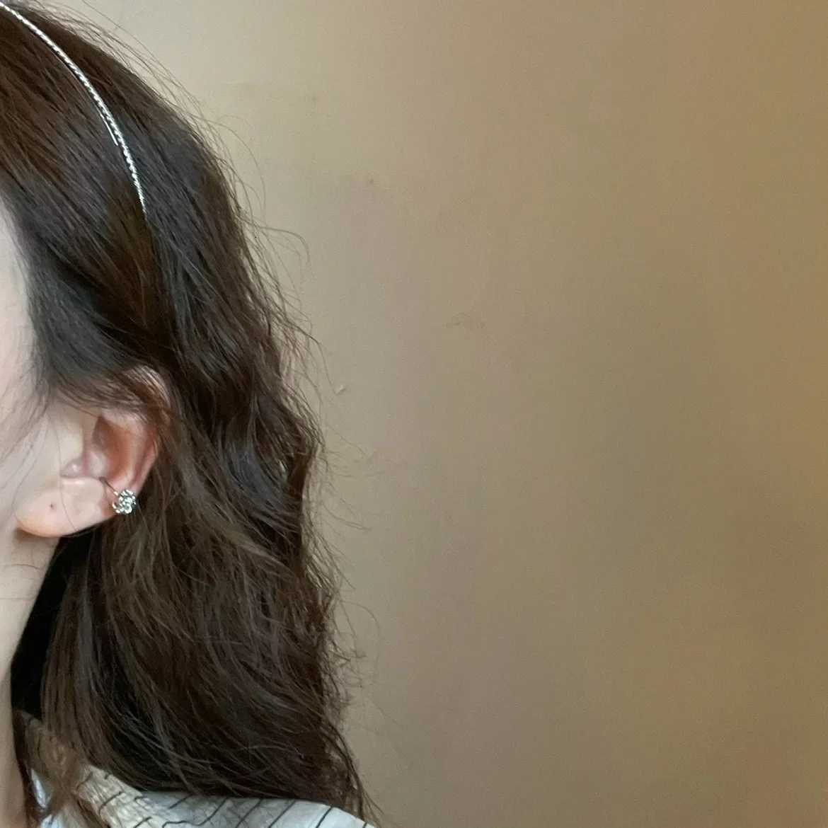 Thin Metal Crystal Bands Haiand New Shiny Rhinestone Hair Accessories Hear Wholes Hair Accessories 2024 Y250808