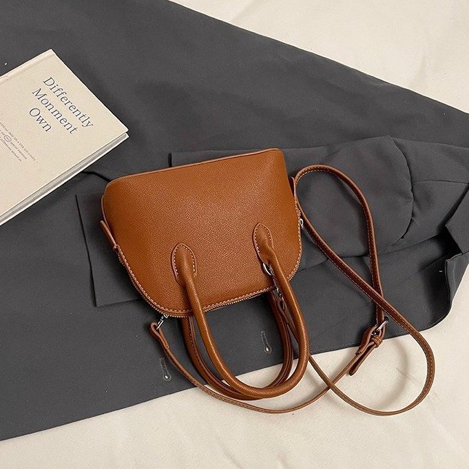 2025 Luxury Bag Not Just Designer Bag A Bag, But Also Free Delivery To Your Door A Symbol