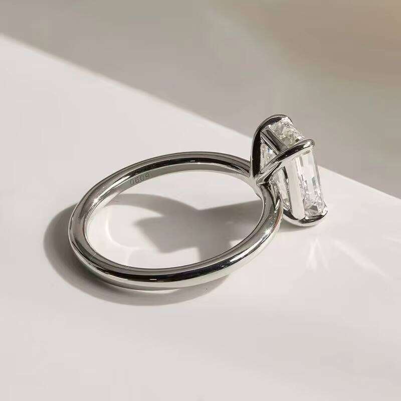 Xingguang Emerald Cut Gold Lab CVD/ Moissanite Dia Ring for Women Engagement/Anniversary/Wedding Fine Jewelry