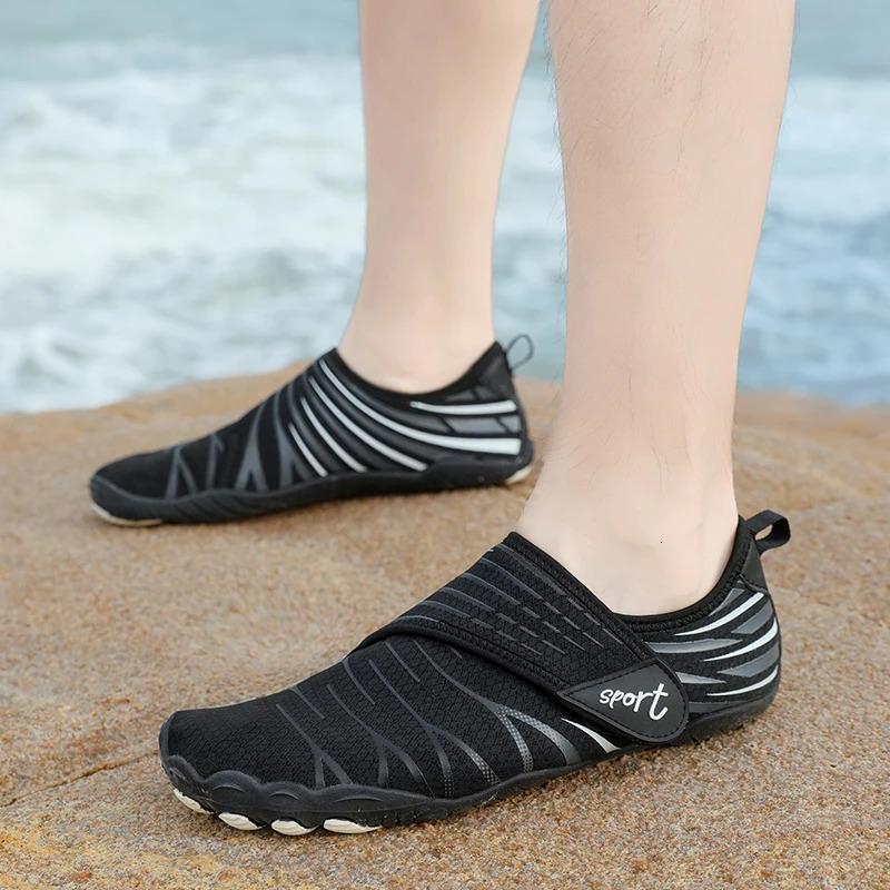 Summer Outdoor Beach Aqua Shoes Quick Drying Anti-Slip Aqua Shoes Breathable Durable Stream Tracing Shoes Barefoot Shoes 250730