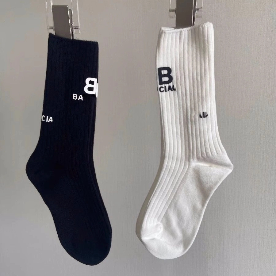 Designer Socks Men's and Women's Socks Luxury Brand Simple Versatile Letter Printed Breathable Couple Socks