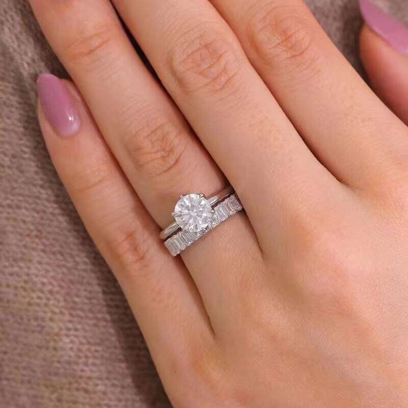 XingGuang14K Solid White Gold Wedding Band Emerald Round Cut Moissanite Eternity Ring for Women