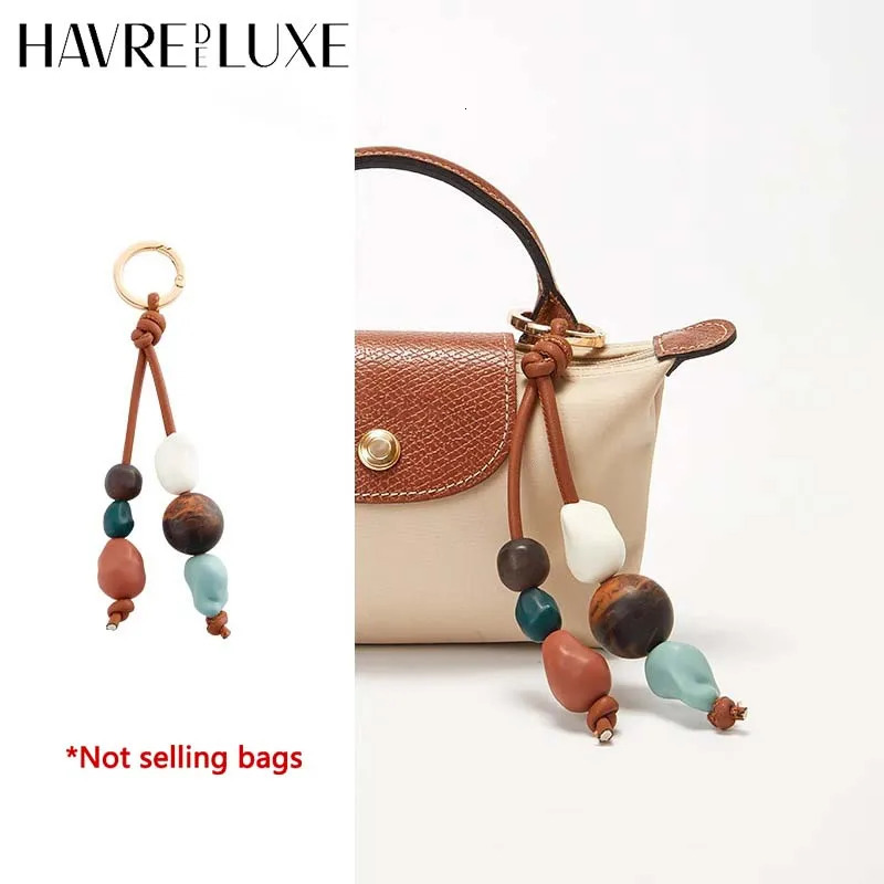 Beads charm retro fashion highend keychain easy to hang and retrieve decoration pendant bag accessories 250801