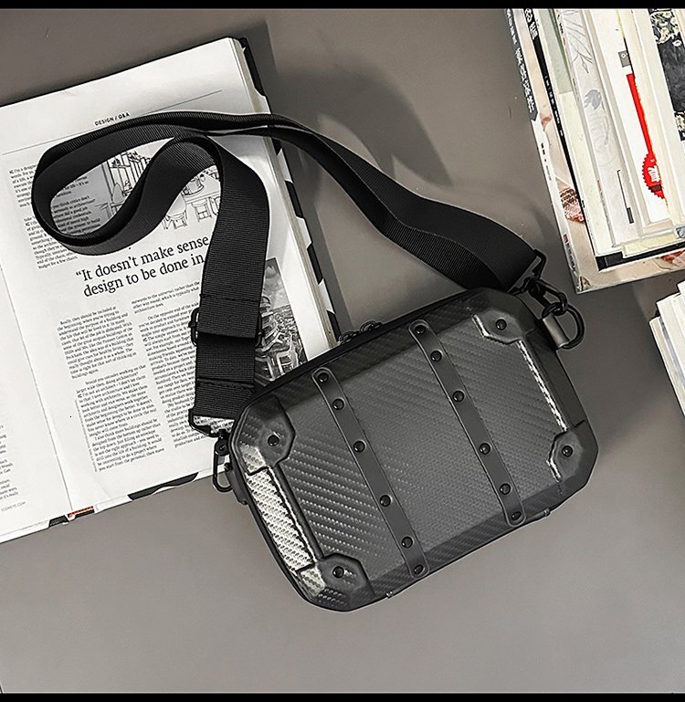 Luxury Brand Designer Bag Carbon Fiber Small Square Bag With Rivets, Box Bag, 2025 New Model, Wide Shoulder Strap, Crossbody, Hard Shell, Structured B