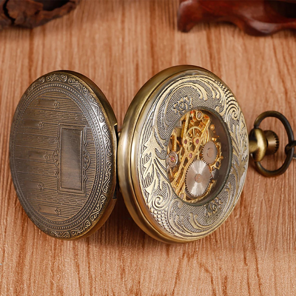 Old Fashion Bronze Mechanical Pocket Watch Men Retro Treasure Box Pattern Chain Pendant Pocket Clock Timepiece Gifts Male 250807