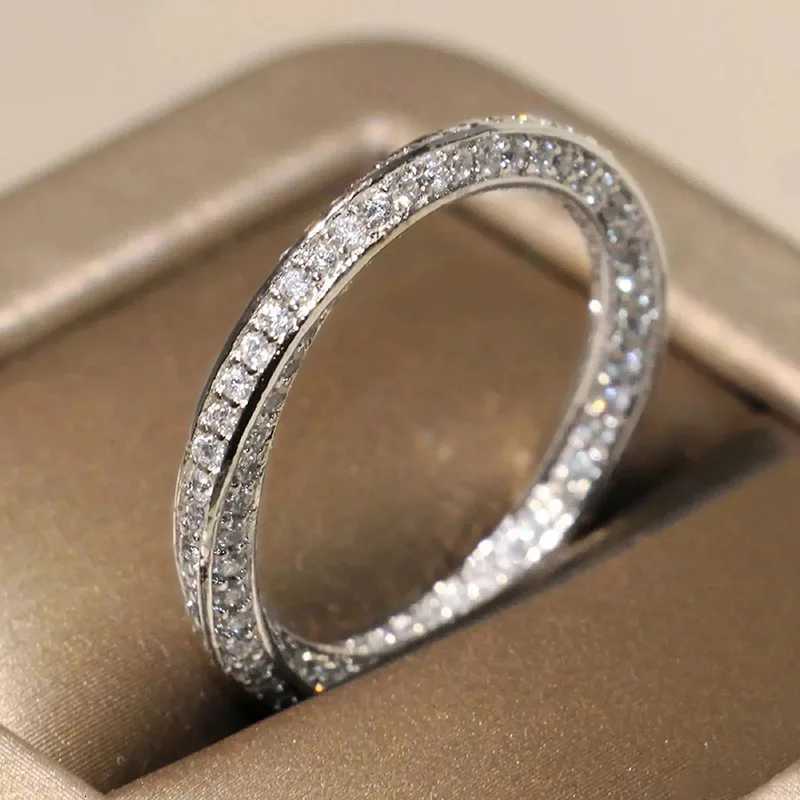 Classic Female Rings 925 Sterling Silver Sparkling Twist Cubic Zircon Finger Rings for Women Promise Wedding Band Jewelry Gift Y250808
