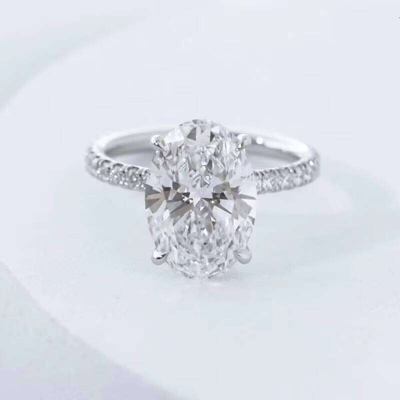 Xingguang Rts Oval with Classic Dia Clawed Collet 3ct 8x10MM Moissanite White Gold Ring for Proposal