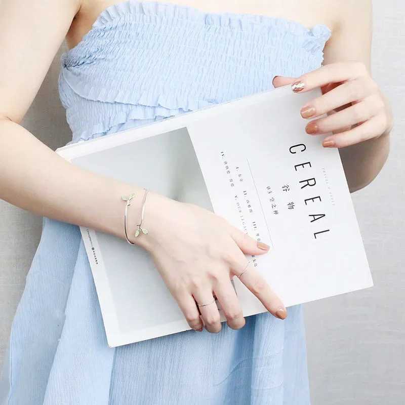 Exquisite Bangle for Women Green Opal Leaf Twigs Branch Jewelry Girl Gift Luxury Designer Bracelet Wrist Decoration Accessories Z250807