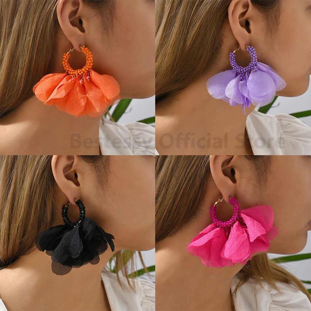 Boho Handmade Flower Petal Decor Dangle Earrings For Women Trend Inlaid Rice Beads Cute Fairy Pendant Elegant Jewelry 250807