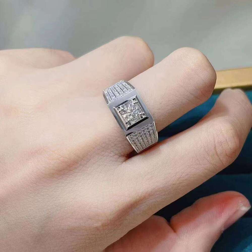 Custom Unique 14k White Gold Moissanite Men Round Cut 0.5CT Dia Jewelry Engagement Ring for Wedding