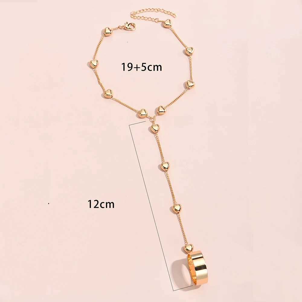Simple Heart Pendant Chain Bracelet Link Connected Gold Plated Wide Finger Ring Bracelets for Women Link Hand Harness Jewelry Z250807