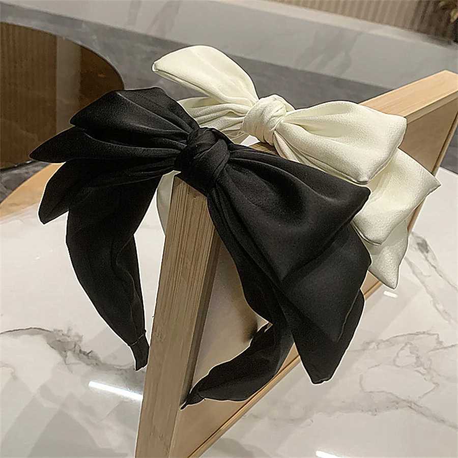 New Fashion Retro Wen Band Wide Side Big Bowknot Haiand Classic Casual Hair Accessories for Girls Y250808