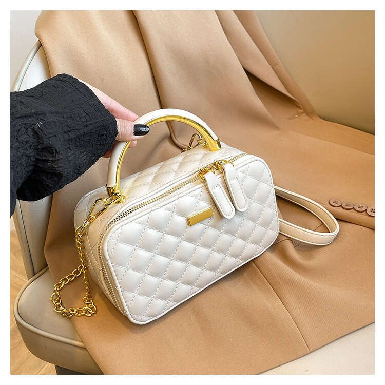 bags Handheld purse and Luxury wallet Chain Small Square 2025 Spring New Style Designer High-Quality Texture Single Shoulder Crossbody Bag
