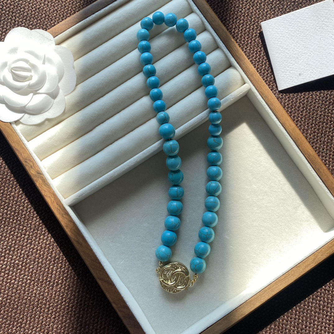 Turquoise Medallion Necklace Gold Tone Bohemian DoubleCircle Clasp Earthy Luxe Jewelry Gift for Her Z251010