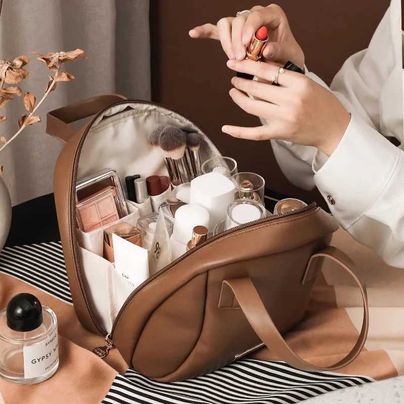 Maillard Handheld Makeup Bag for Wen 2025 New Style Travel High End Light Luxury High End Portable Large Capacity Storage Bag Y250808