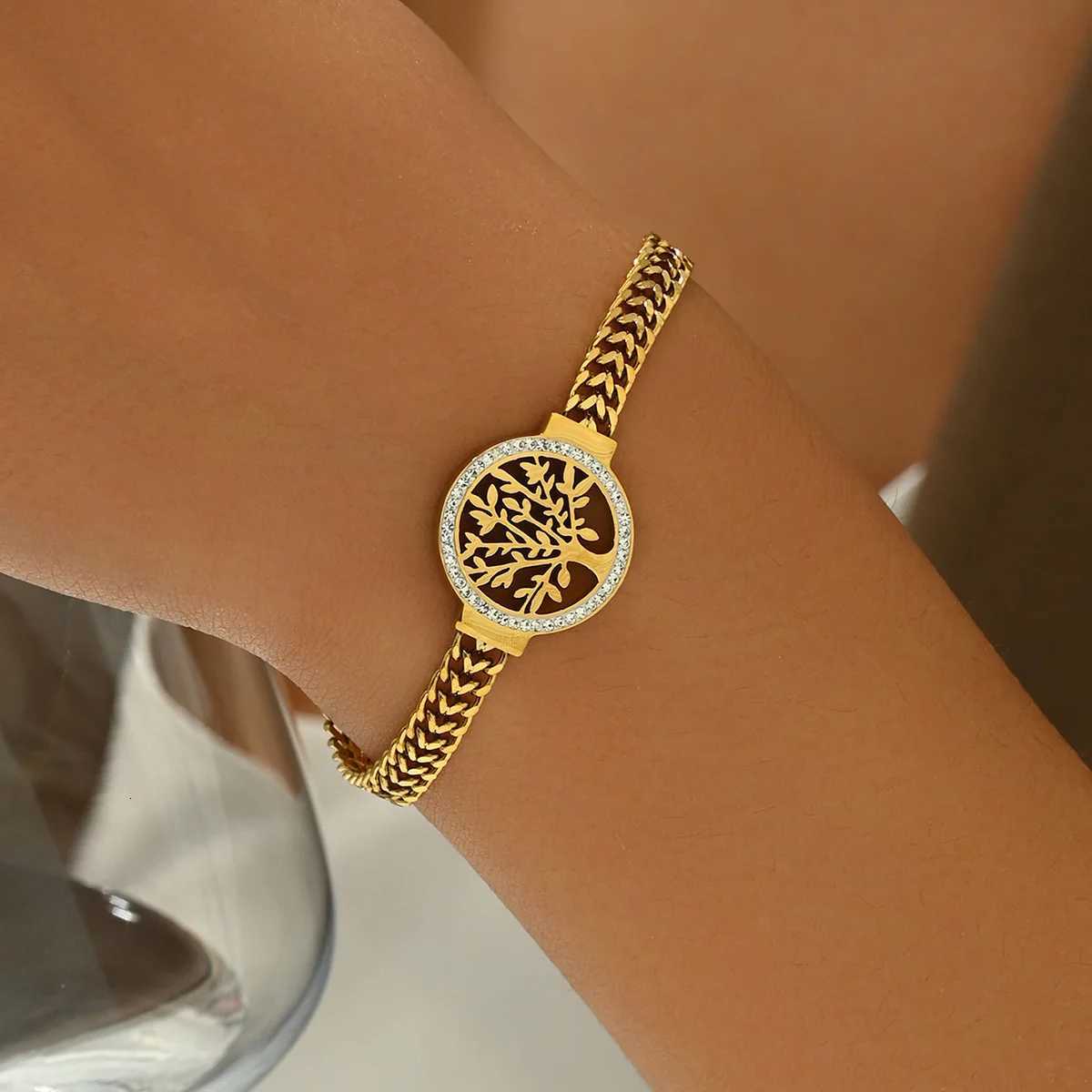 316L Stainless Steel Tree of Life Bracelet for Women Fashion 18K Gold Plated Wrist Chain Waterproof Jewelry Lady Gift Z250807