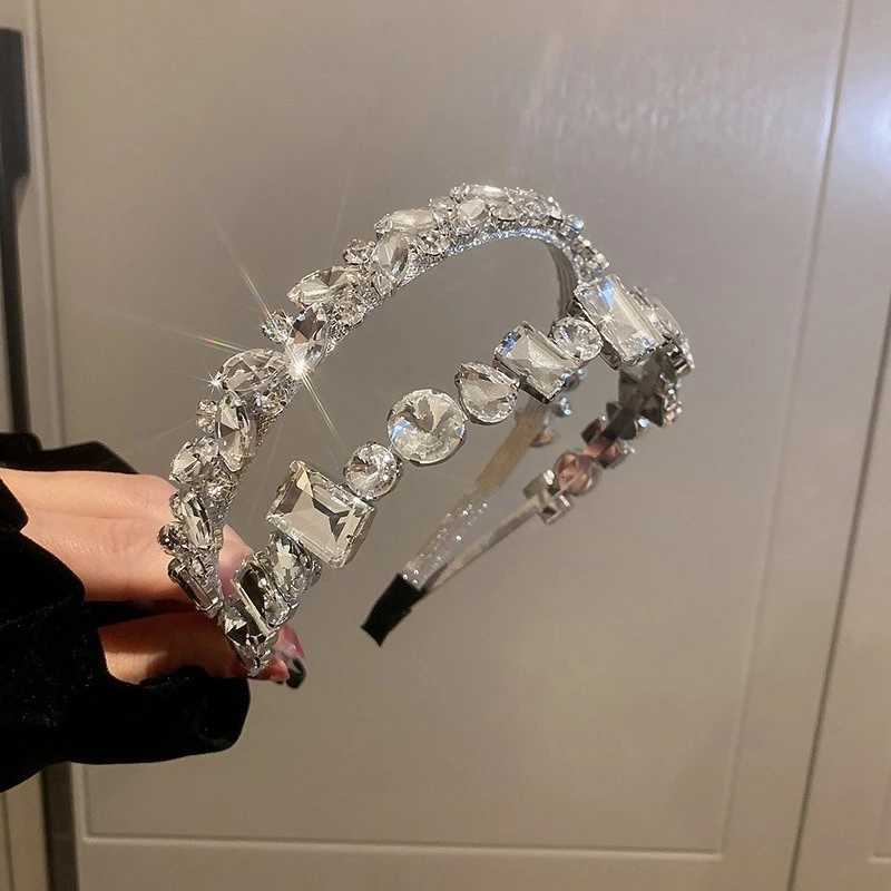 Round Square Diamond Studded Band with Korean Design Er Sparkling Band Fashionable and Person Band Y250808