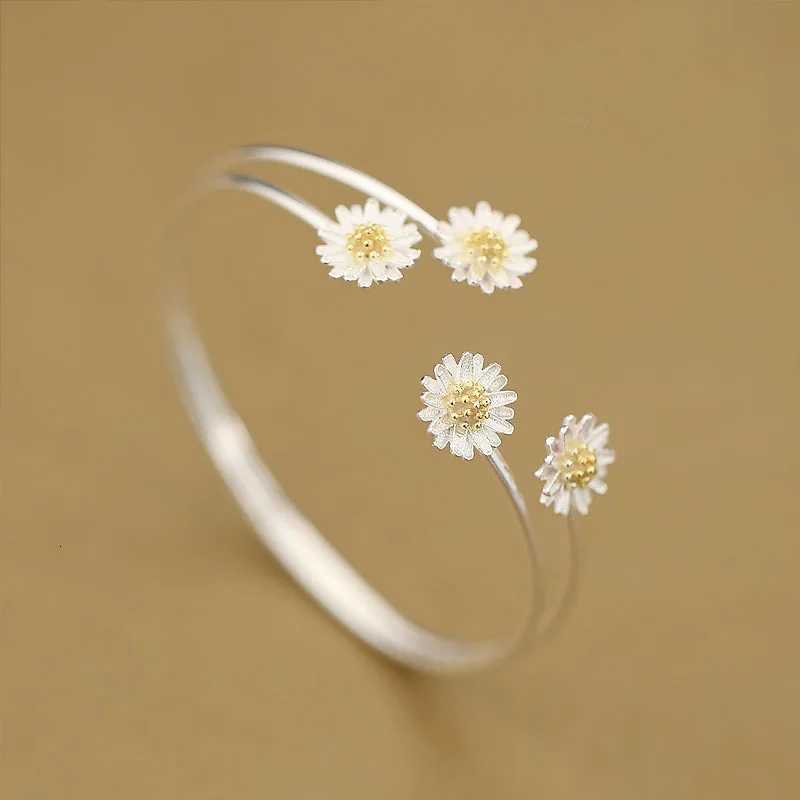 Personality New Art 925 Sterling Silver Jewelry 4 Daisy Gold High-Quality Popular Open Bracelet Z250807