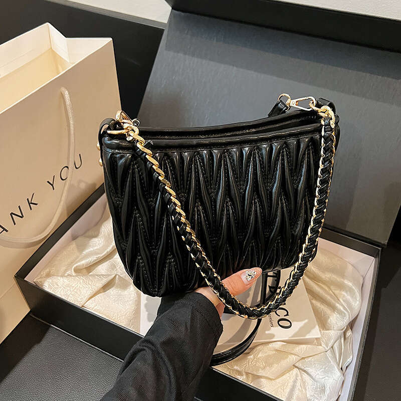 Designer Bucket for Women 2025 New Korean Trendy Fashion Pleated Cloud bags High-Quality Texture Single Shoulder Luxury Crossbody Bag