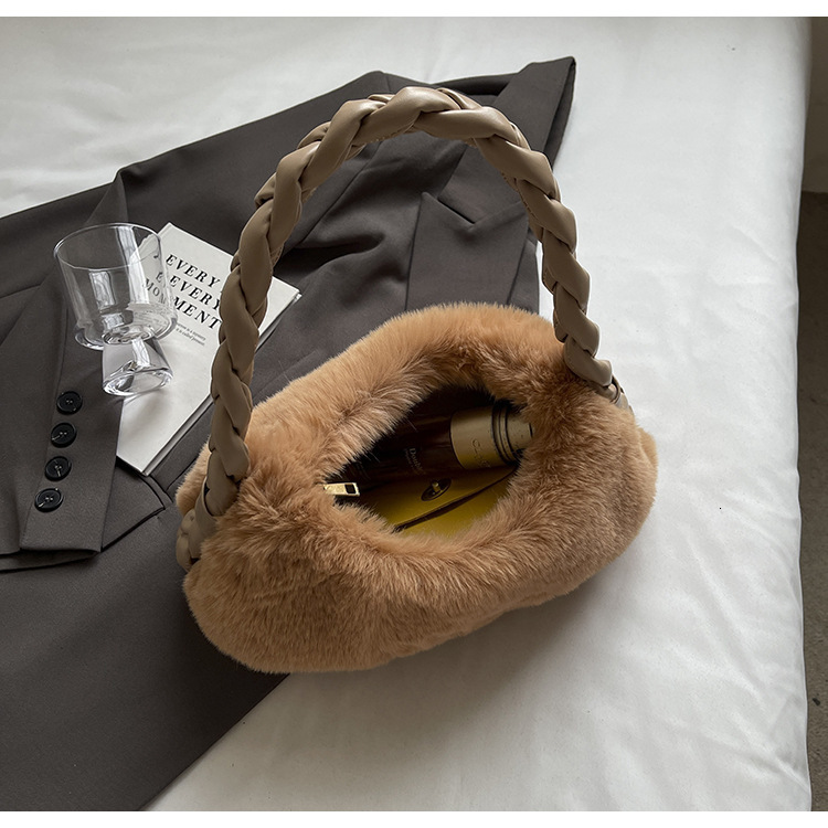 Luxury Brand Designer Bag 2024 Winter New Simple Plush Single Shoulder Bag For Women, Braided Underarm Bag, Handbag, Niche Design Single Shoulder Bag