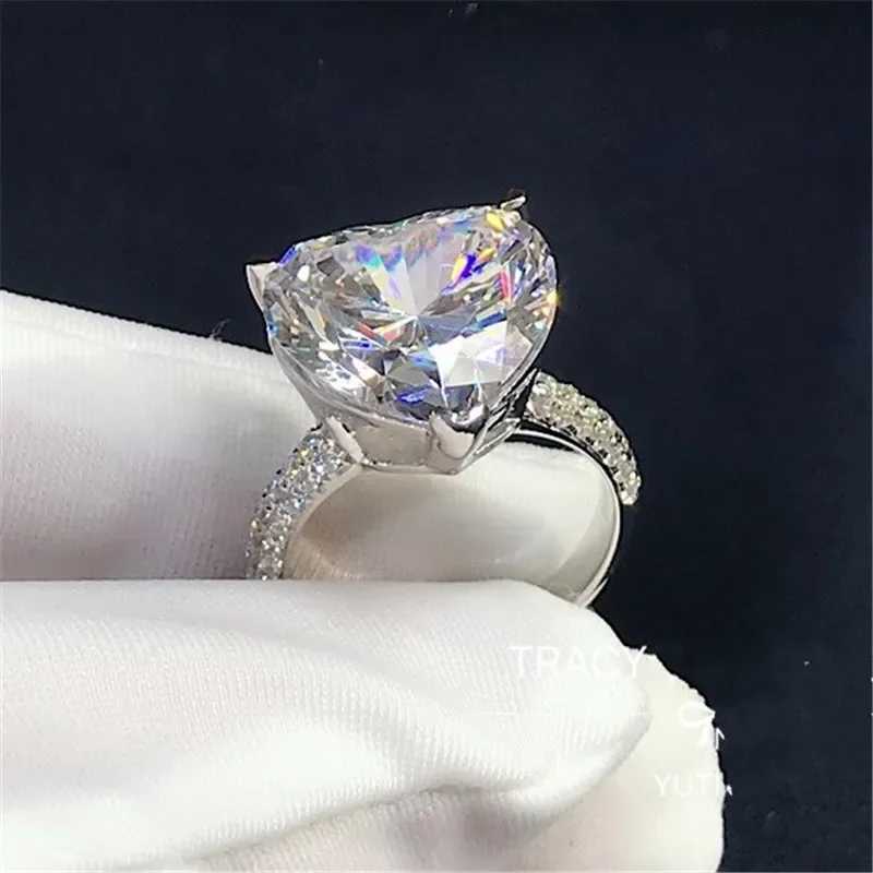 925 Sterling Silver Heart Lovers Promise Ring 4ct Lab Diamond Engagement Wedding Band Rings for Women Bridal Jewelry Y250808
