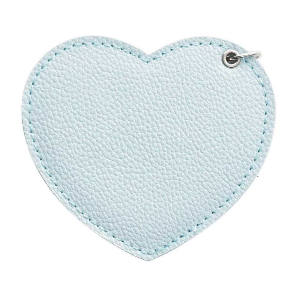 New Heart Shaped Makeup Mirror Wedding Bridesmaid Gift Love Makeup Vanity Mirror Sweet Girl Style Suitable for Carrying Around Z250807