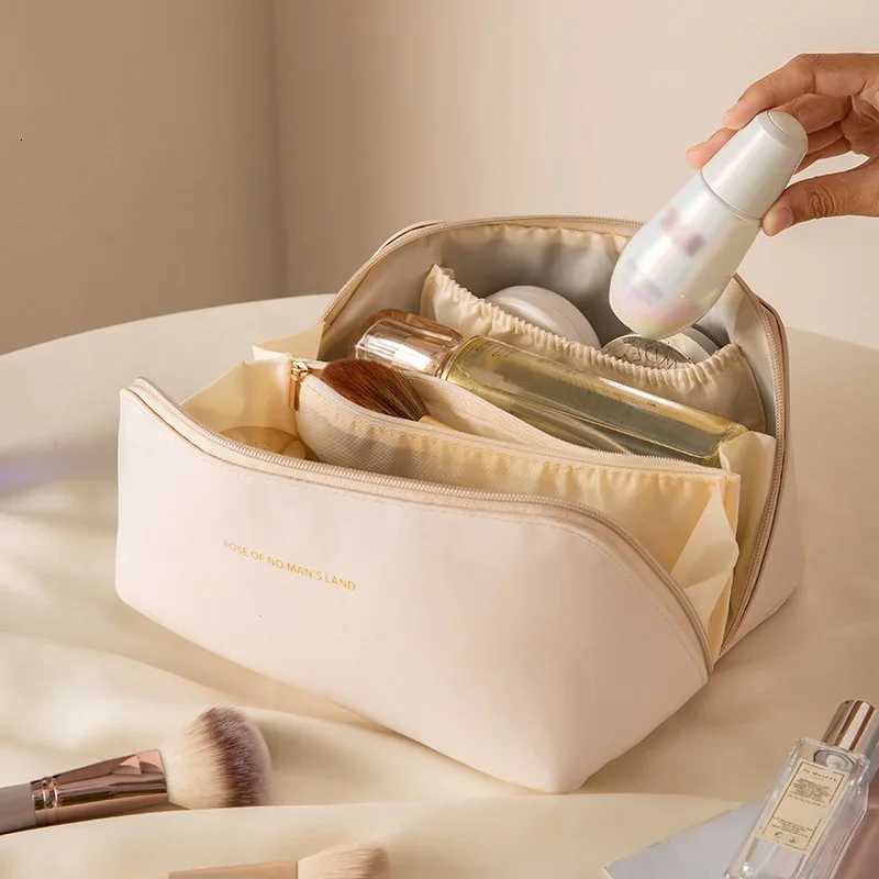 1PC Large Capacity Waterproof Makeup Zipper Pouch Portable Toiletry Bag with Divider Handle and Organizer Function Y250808