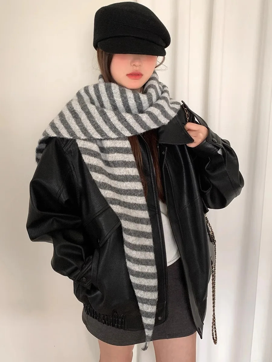 Womens Korean-Style Simple And Versatile Wool Striped Triangular Scarf 250807