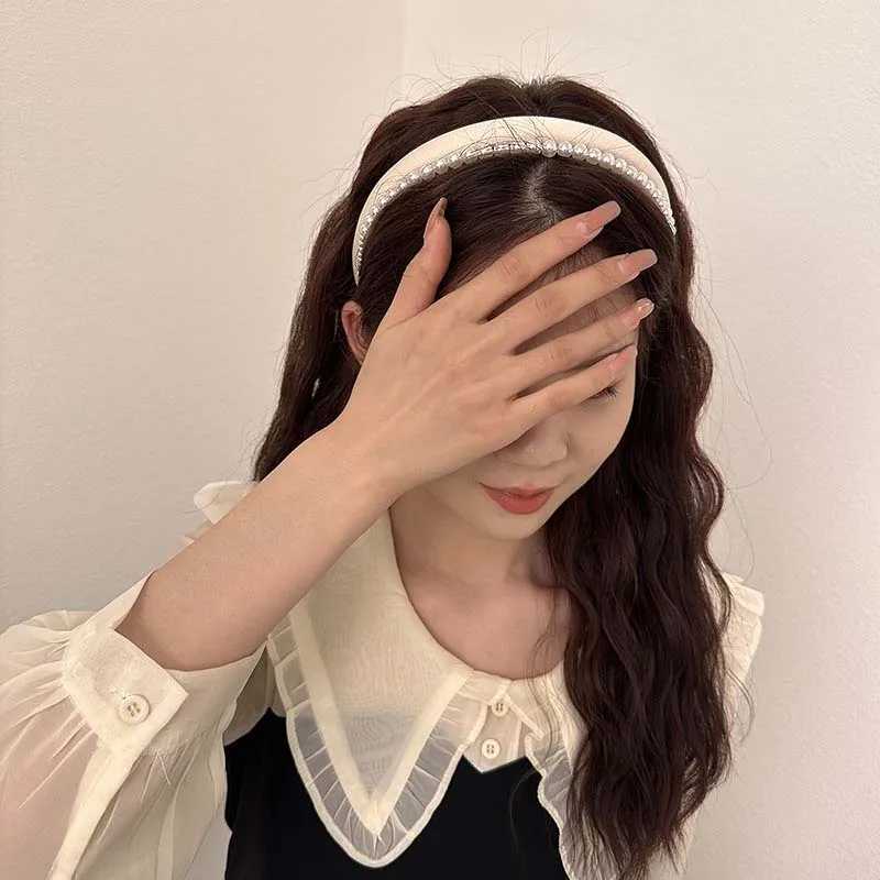 2025 New Narrow Satin Pearl Double-Layer Band for Women Retro Elegant Black White Pearl Hair Hoop Wedding Hair Accessories Y250808