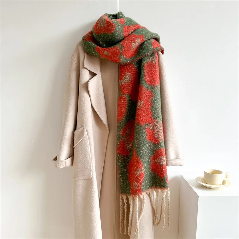 Autumn Winter Cashmere Scarf Men Women Thickened Warm Elegant Neckerchief Leopard Print Soft Long Tassel Scarves 250807