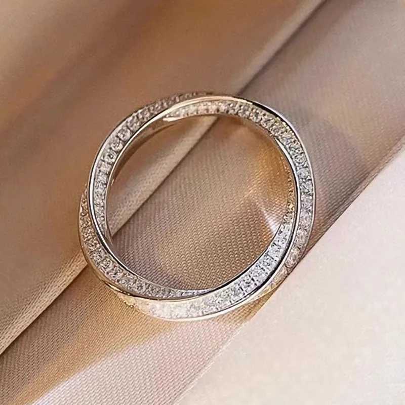 Trendy Twist Promise Rings 925 Sterling Silver Full with Cubic Zirconia Sparkling Wedding Band Accessories Hot Fashion Jewelry Y250808