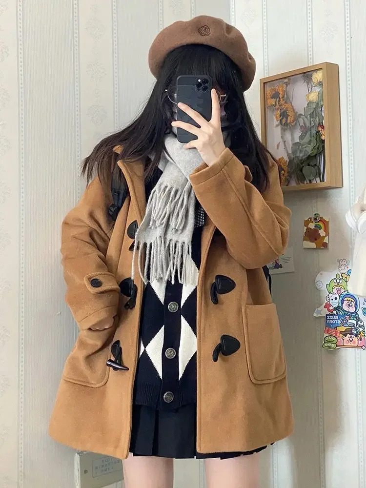 Winter Japanese College Style Hoodie Woolen Coats Women Clothing Mid Length JK Uniform Bull Horn Button Coat Winter Clothes 250805