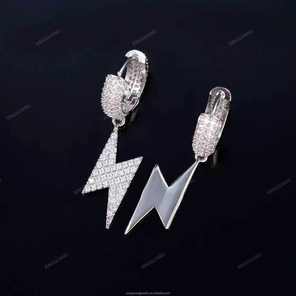 New Style Hip Hop Jewelry Lighing S Sier Gold Plated Ice Out VVS Moissanite Dia Custom Earrings for Men